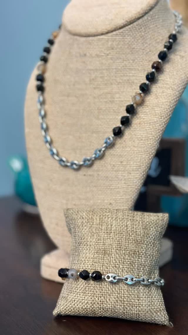 ✨ October is your month to shine! ✨

When you host a @jbloomdesigns event in October, you can snag this stunning Asher & Rayne bracelet and necklace set for just $25! 💎

It’s the perfect mix of everyday chic and statement sparkle — and it’s exclusive to our amazing hostesses.

So grab your girls, plan a fun get-together, and let’s make it sparkle season!

💫 Message me to pick your date — October spots fill fast!

#StyleWithChalisa #JBloomJewelry #HostessExclusive #OctoberStyle #JewelryLover #AccessoryAddict #PermanentJewelry #AsherAndRayne #FallFashion #HostessPerks